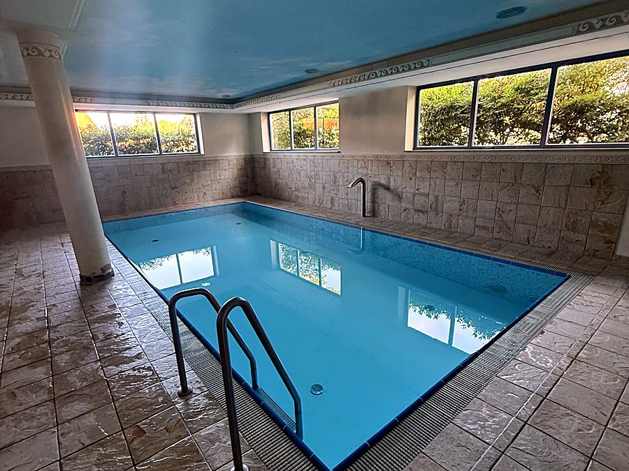 Hallenschwimmbad des VITAREA